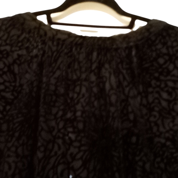 Intro. - NWT Black Velvet Burnout, Button Up, Long Sleeve Elastic Cuffs, Stretch - Picture 6 of 14